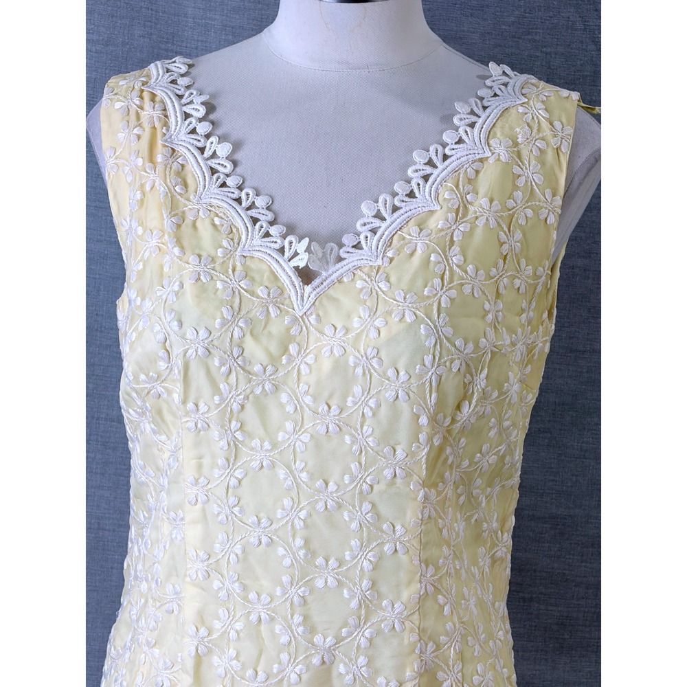 Vintage 1960s Handmade Yellow Lace Overlay Sheath Dress Daisy Trim S - Picture 3 of 11